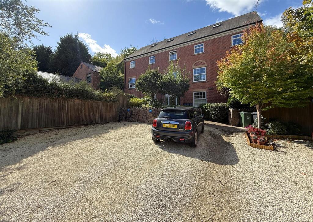 Main image of property: Leicester Road, Mountsorrel, Loughborough