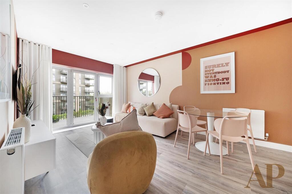 Main image of property: Flagstaff Road, Reading