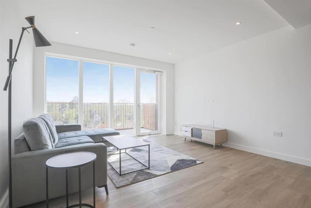 Main image of property: Alington House, Clarendon