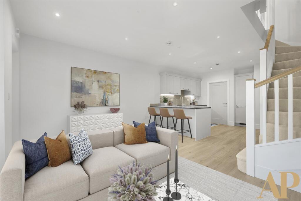 Main image of property: Lanesbourough street, Green park Village, reading