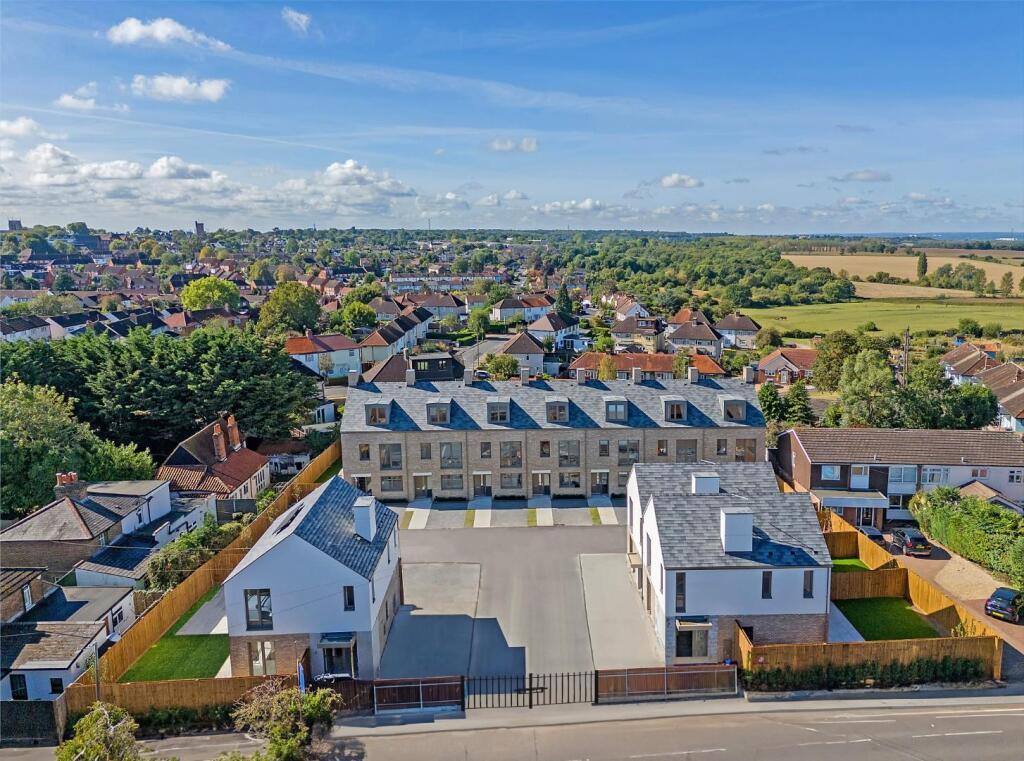 Additional property image - The Bramlings, Epping