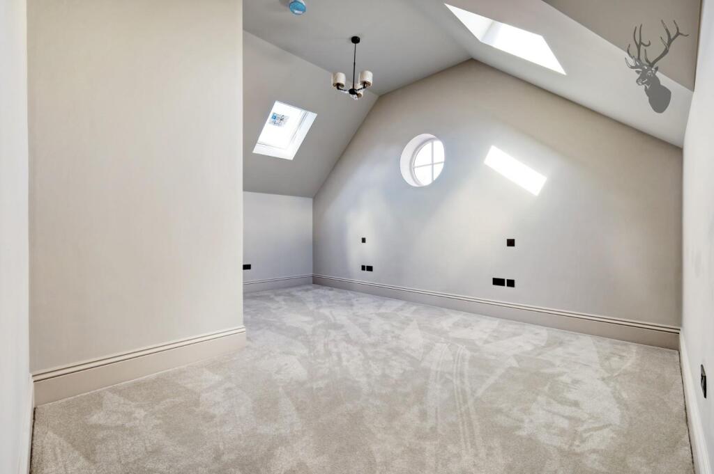 Additional property image - Colmar Mews, South Weald