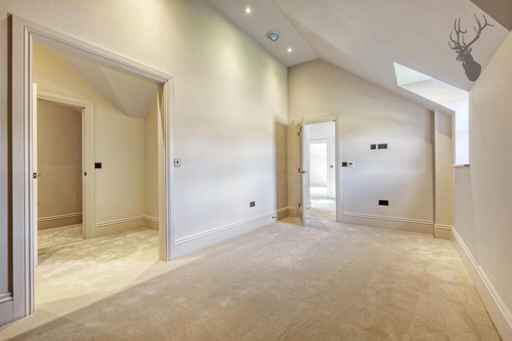 Additional property image - Colmar Mews, South Weald