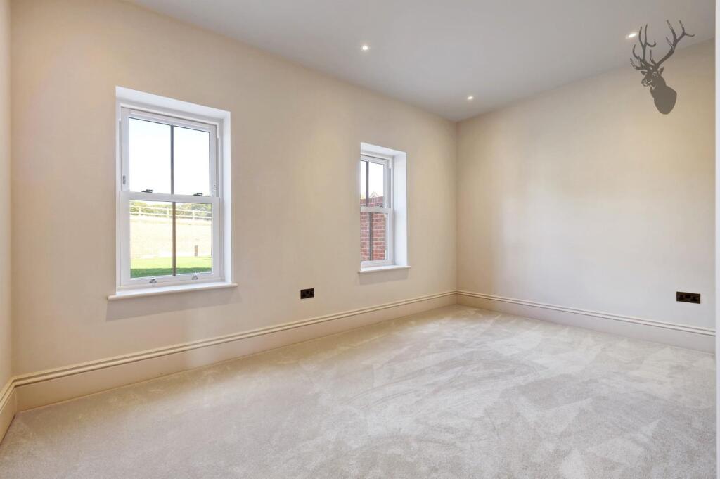 Additional property image - Colmar Mews, South Weald