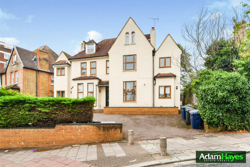 Main image of property: Regents Park Road, Finchley Central, N3