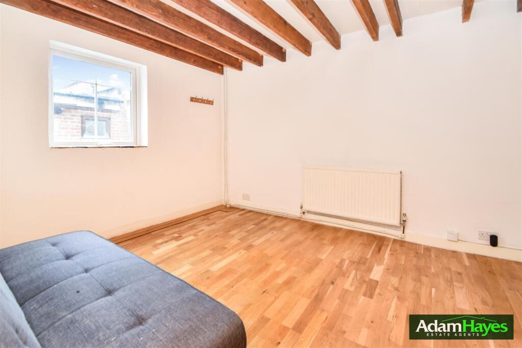 Main image of property: Regents Park Road, Finchley Central, N3