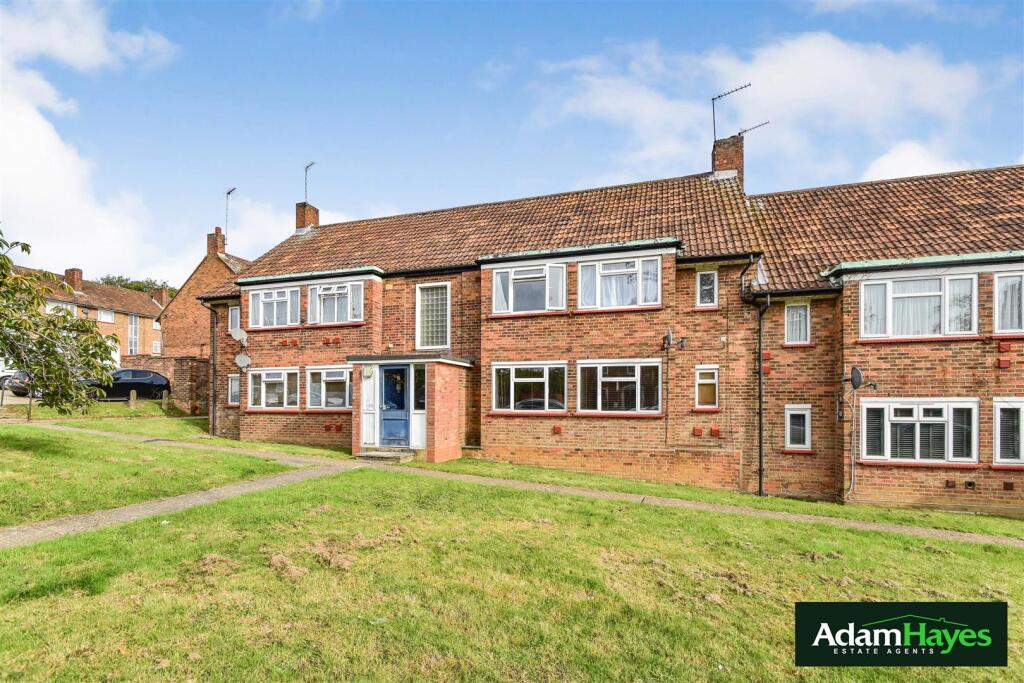 Main image of property: Amberden Avenue, Finchley Central, N3