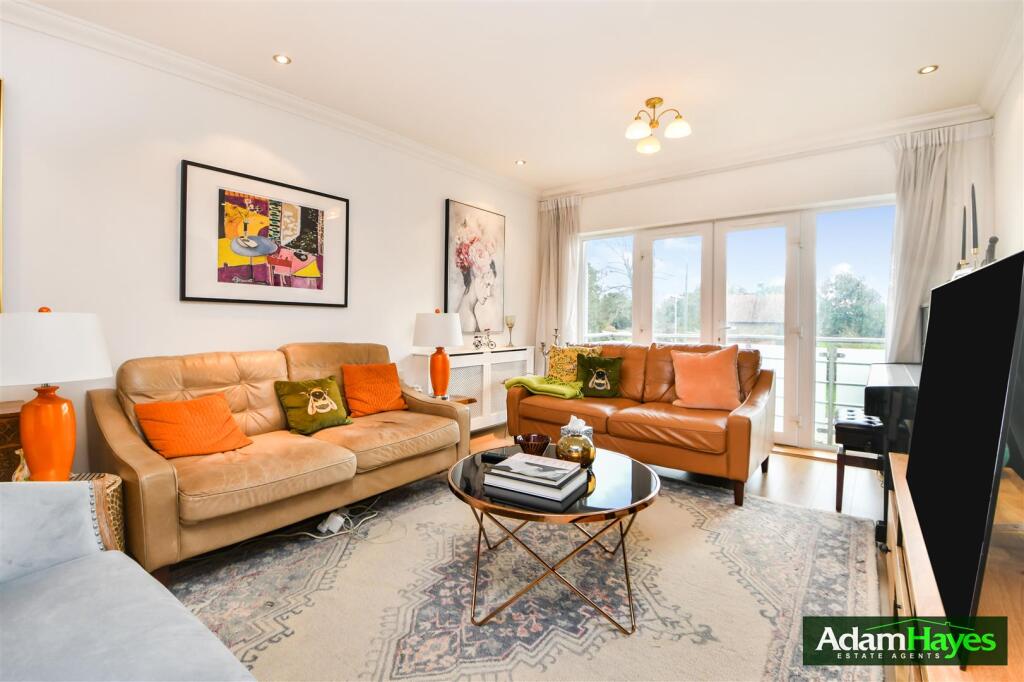 Main image of property: Ballards Lane, Finchley Central, N3