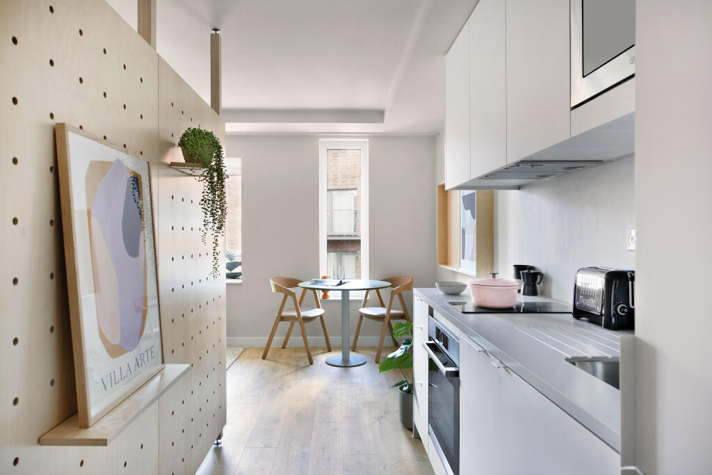 Main image of property: The Guild, Walnut Tree Close, Guildford, Surrey, GU1