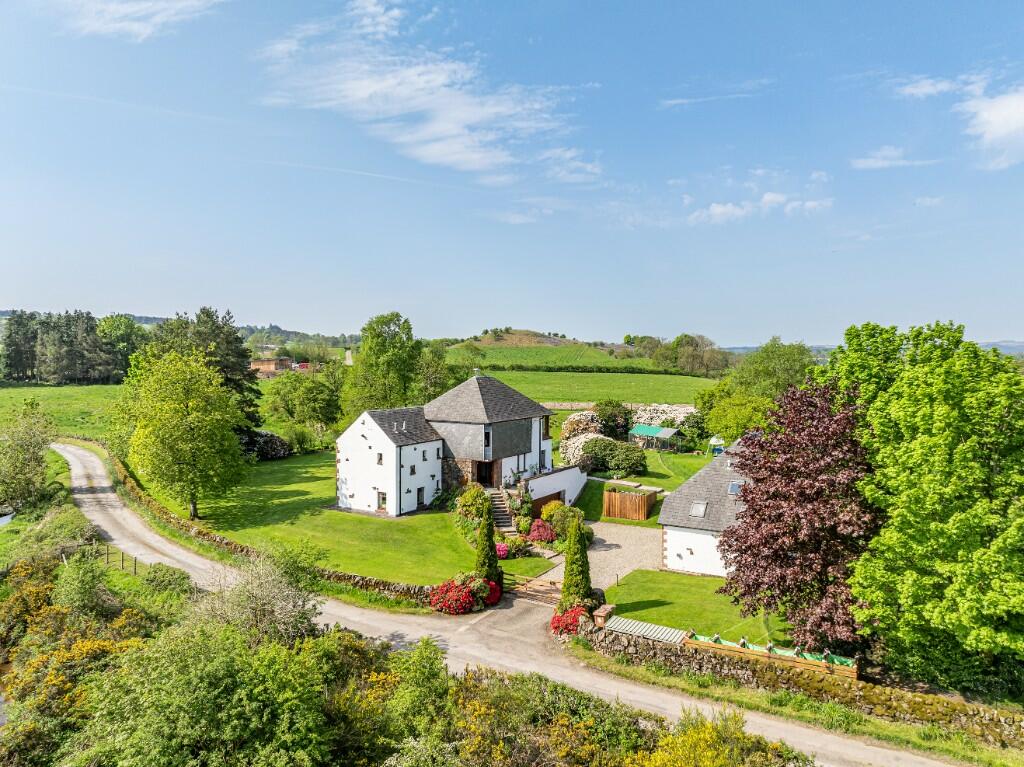 Main image of property: Dippin Lodge, Buchlyvie, FK8