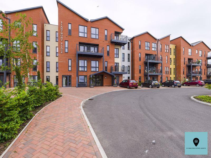 2 bedroom retirement property for sale in Llanthony Place, St Ann Way
