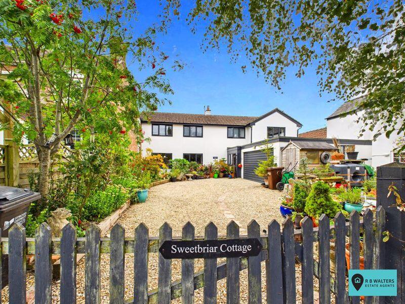 Main image of property: Framilode Passage