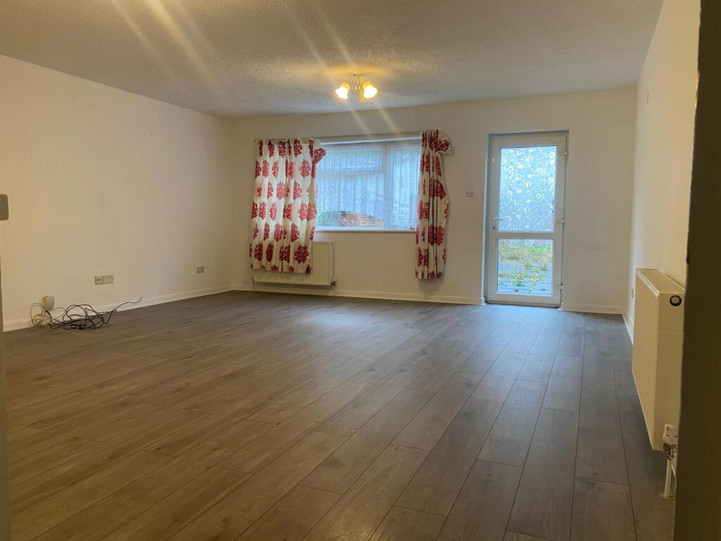 Main image of property: Springfield Road, London, N11