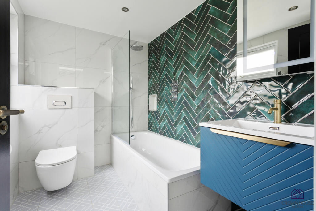 Additional property image - Livingstone Road, Surrey, CR7