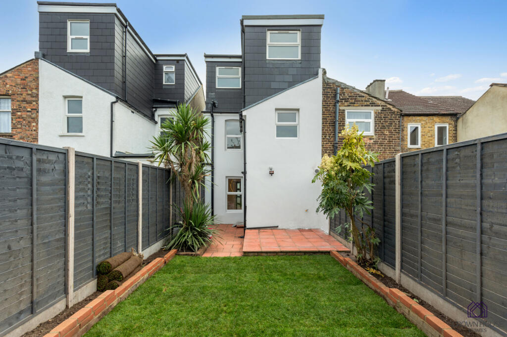 Additional property image - Livingstone Road, Surrey, CR7