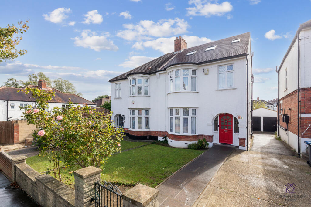 Main image of property: Howden Road, London, SE25