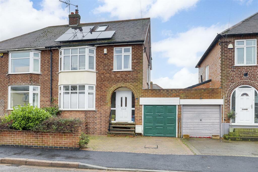 4 bedroom semidetached house for sale in Netherfield Road, Long Eaton