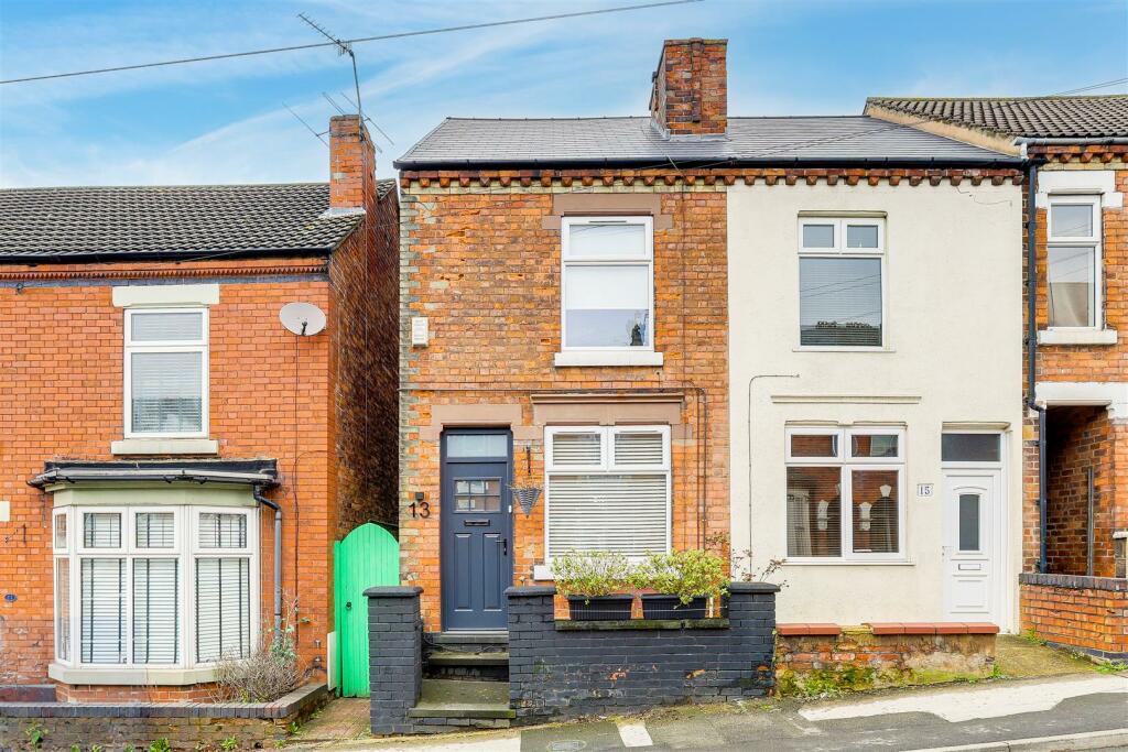 3 bedroom end of terrace house for sale in Brookhill Street, Stapleford, Nottinghamshire, NG9