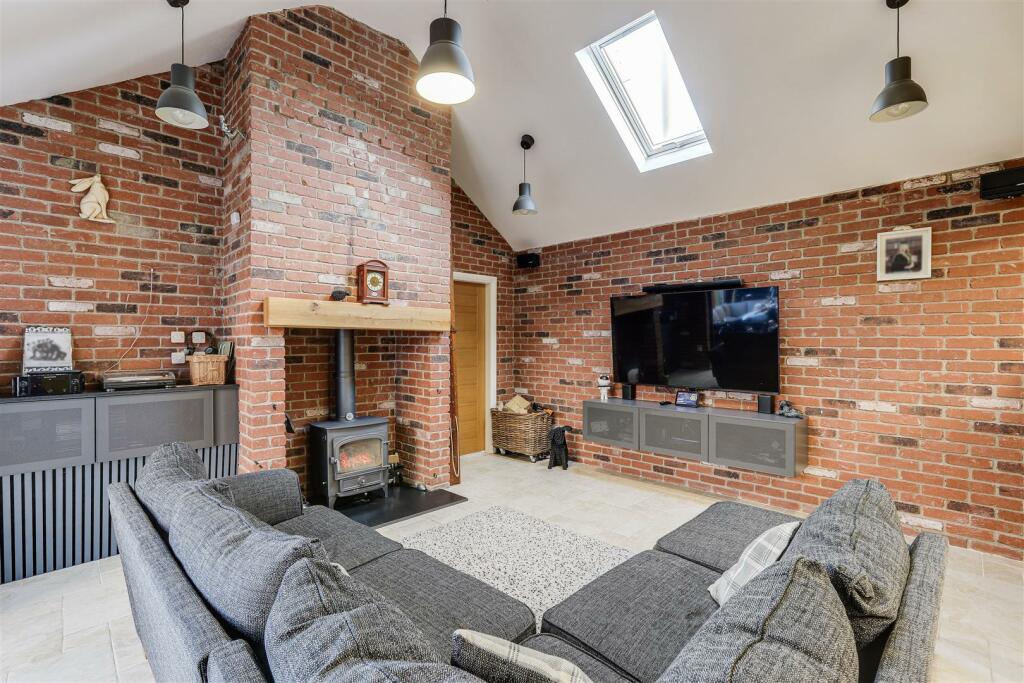 Additional property image - Victoria Avenue, Borrowash, Derbyshire, DE72 3HG