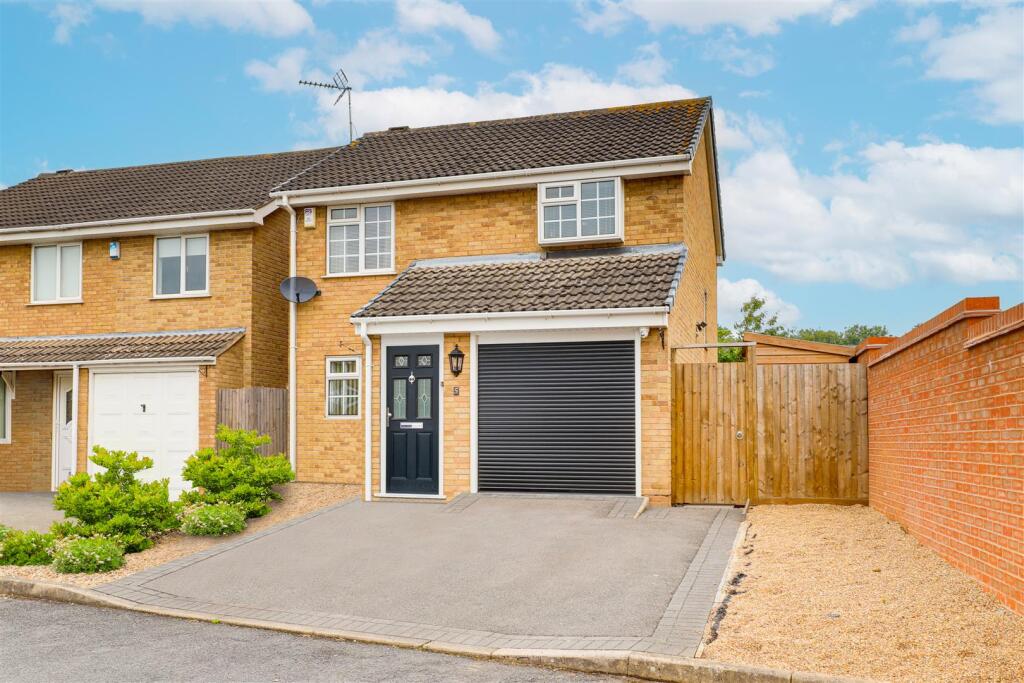 Main image of property: Hatfield Avenue, Sandiacre, Nottinghamshire, NG10 5NZ