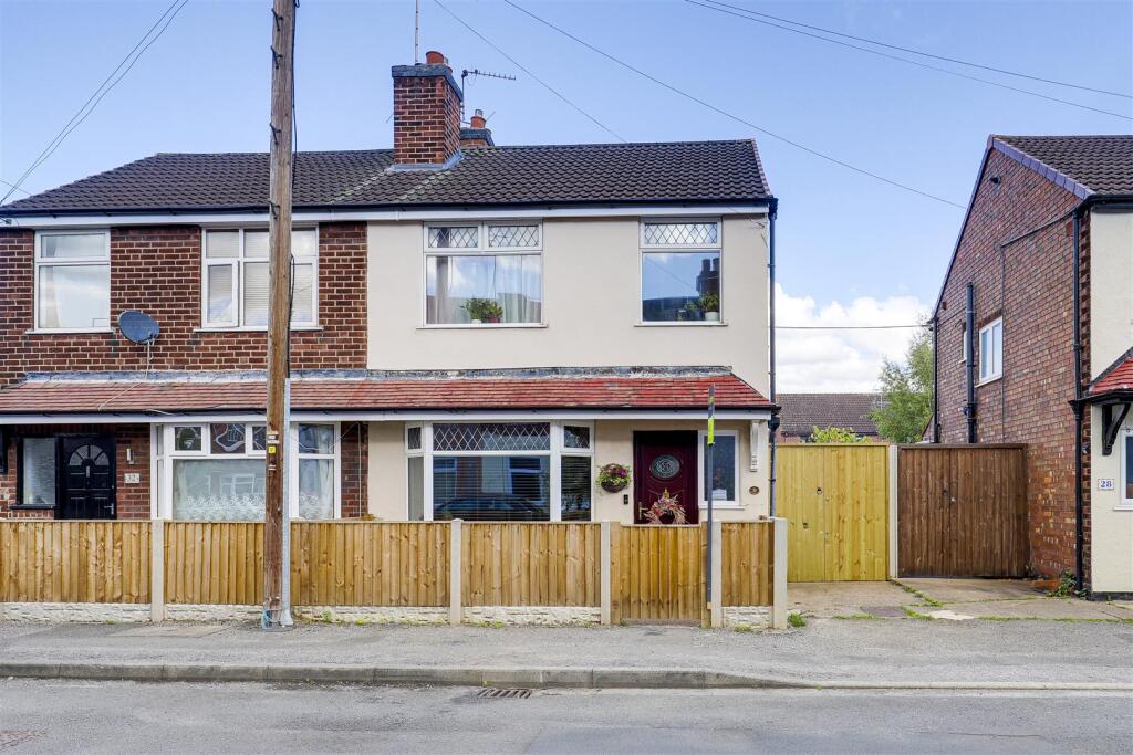 Main image of property: Dagmar Grove, Beeston, Nottinghamshire, NG9 2BH