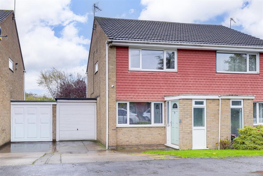 Main image of property: Borrowdale Drive, Long Eaton, Nottinghamshire, NG10 3PL