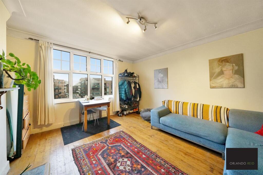 Main image of property: Kings Avenue, Clapham
