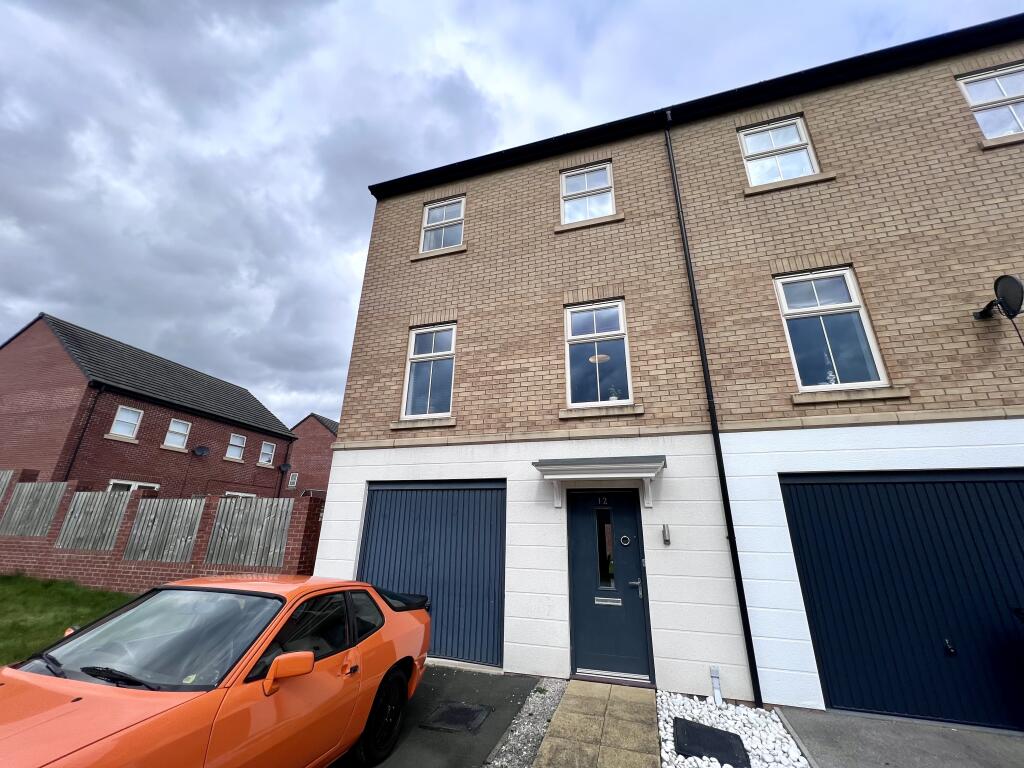 4 bedroom house for rent in Abbey Wood Close, DERBY, DE22
