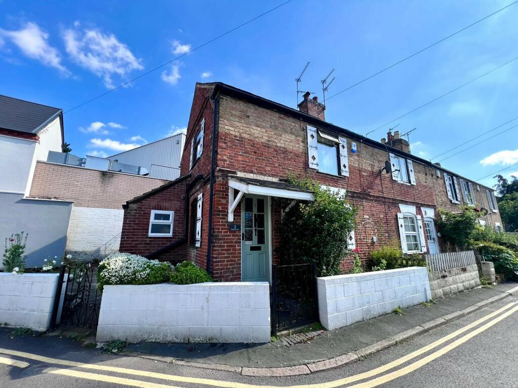 2 bedroom house for rent in Park Lane, Littleover, DERBY, DE23