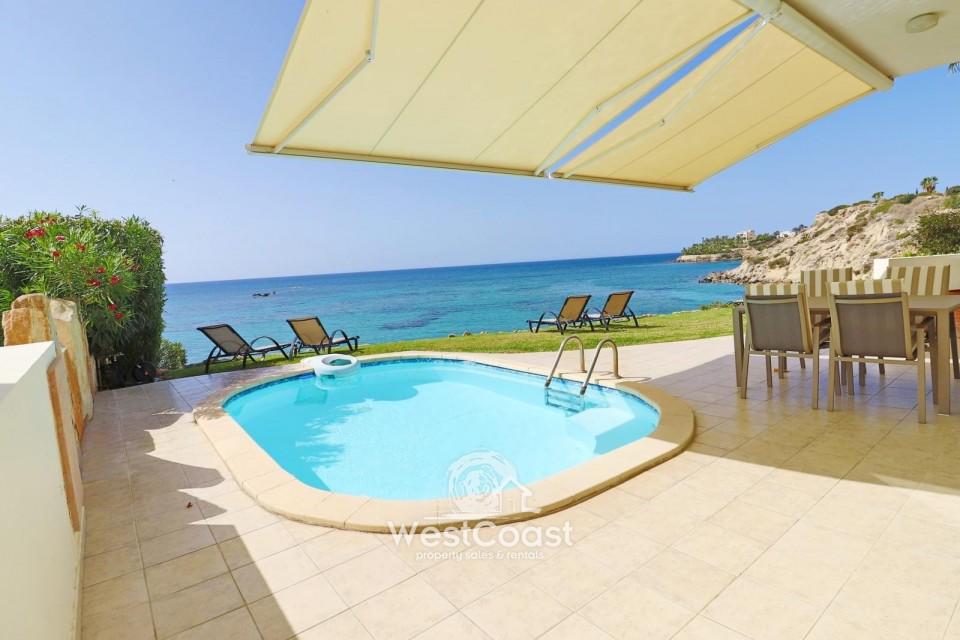 Villa in Paphos, Coral Bay