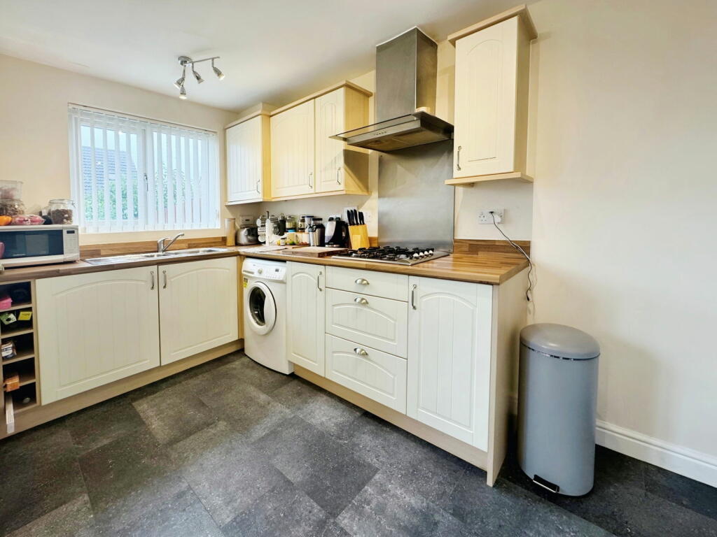 Additional property image - Red Kite Close, Penallta, Hengoed, CF82 6GU