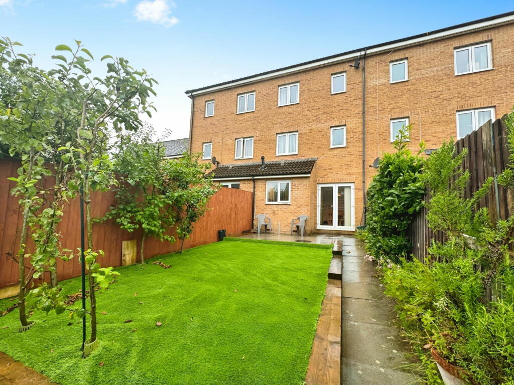 Additional property image - Red Kite Close, Penallta, Hengoed, CF82 6GU