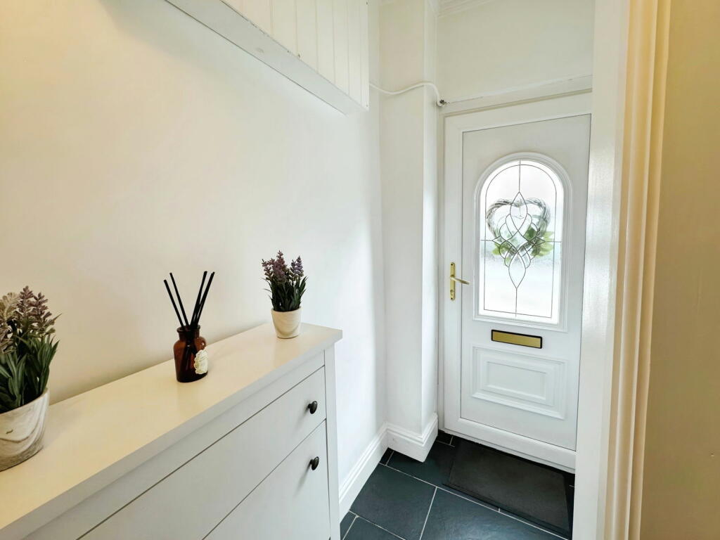 Additional property image - Pantygraigwen Road, Pontypridd, CF37 2RR