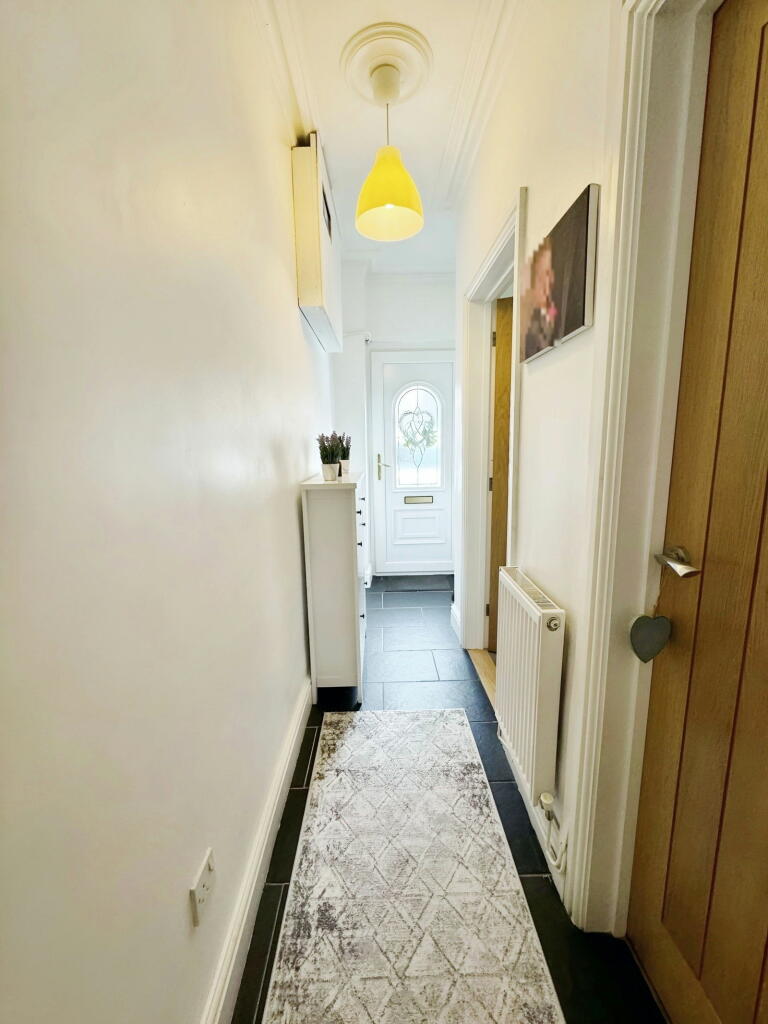 Additional property image - Pantygraigwen Road, Pontypridd, CF37 2RR
