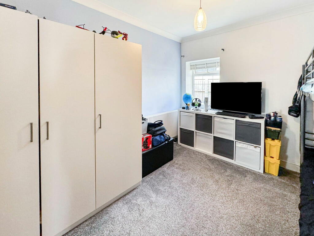 Additional property image - Pantygraigwen Road, Pontypridd, CF37 2RR