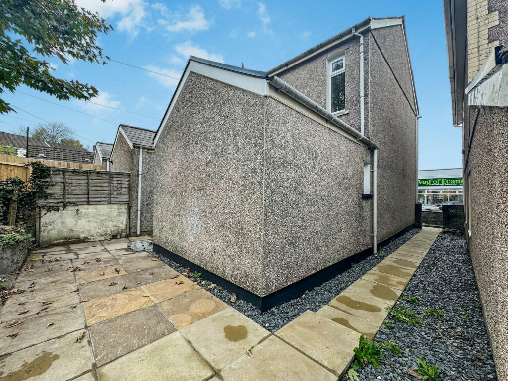 Additional property image - Penallta Road, Ystrad Mynach, Hengoed, CF82 7AP