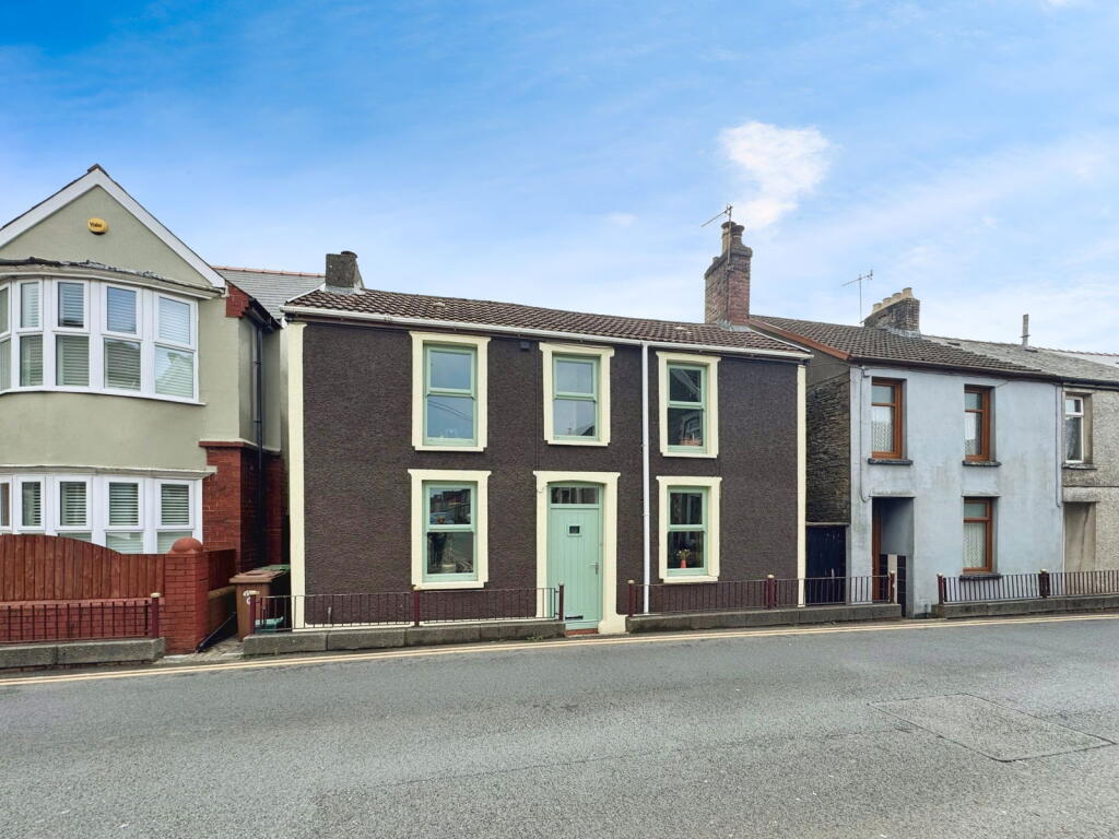 Main image of property: Clifton Street, Caerphilly, CF83 1HA