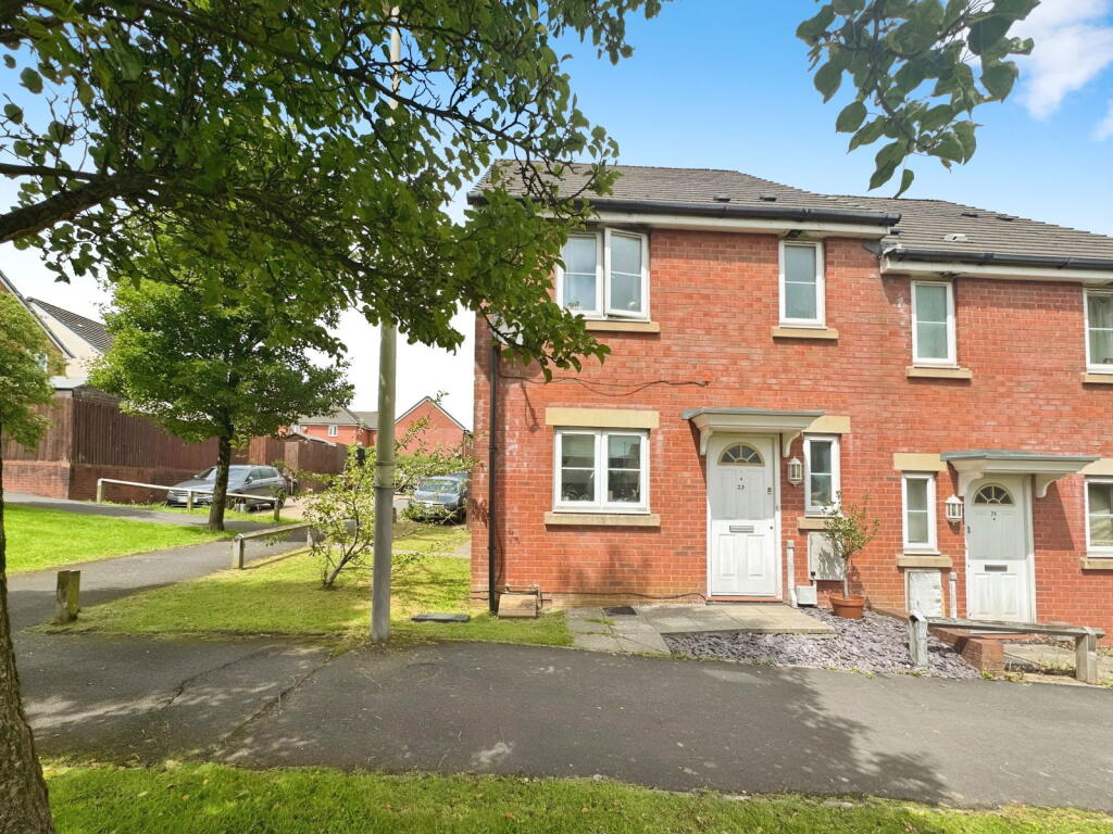 Main image of property: Drum Tower View, Castle Maen, Caerphilly, CF83 2XY