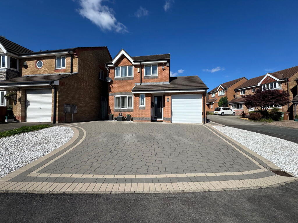 Main image of property: Cae Nant Gledyr, Caerphilly, CF83 2BB