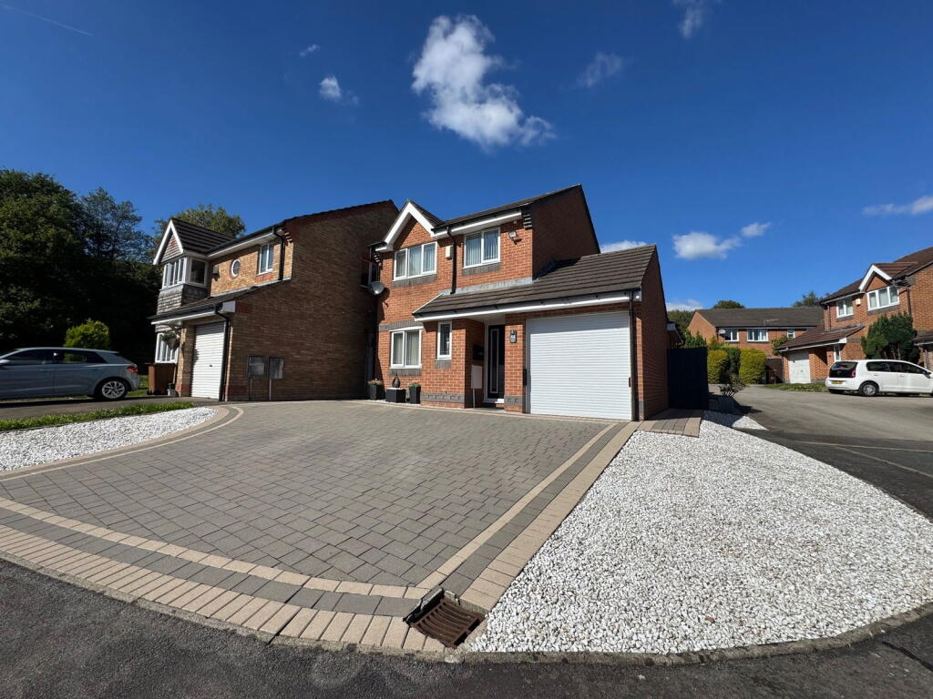 Main image of property: Cae Nant Gledyr, Caerphilly, CF83 2BB