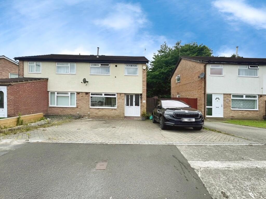 Main image of property: Maes-y-Drudwen, Glenfields, Caerphilly, CF83 2QG