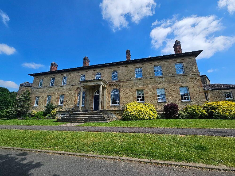 Main image of property: Cotshill Gardens, Chipping Norton, OX7 5UW