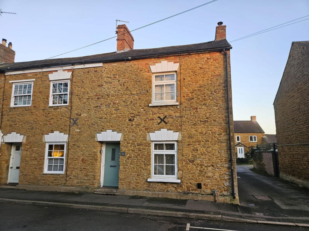 Main image of property: Church Street, Bodicote, Banbury, OX15 4DW