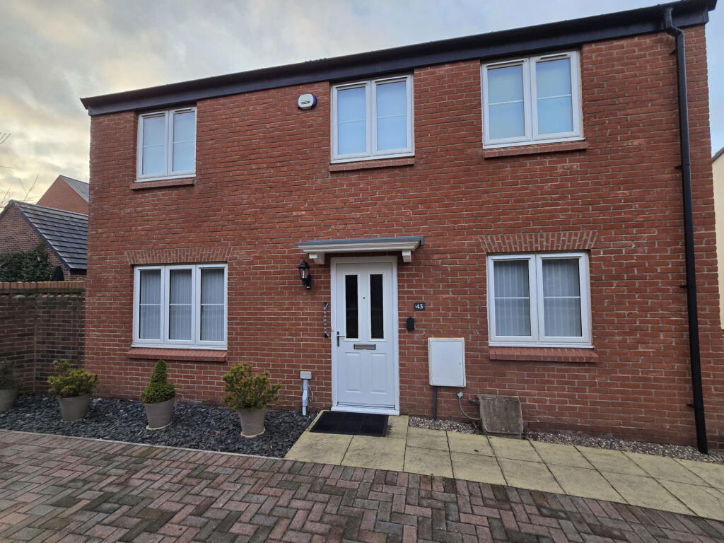 Main image of property: De La Warr Drive, Banbury, OX16 1BF