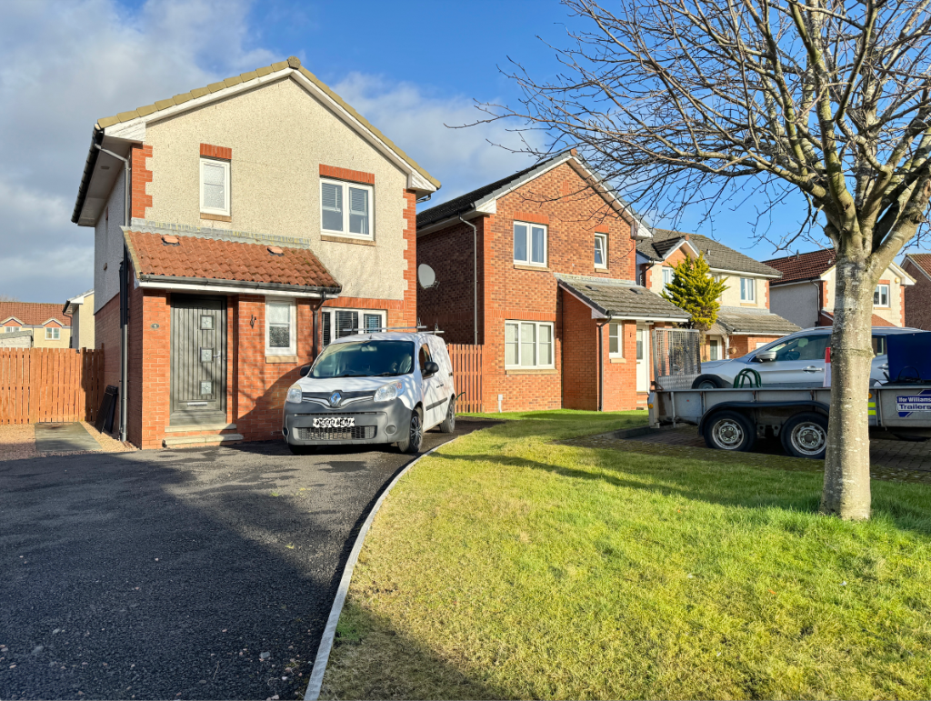 3 bedroom detached house for sale in Tibbies Loan, Cowie, Stirlingshire