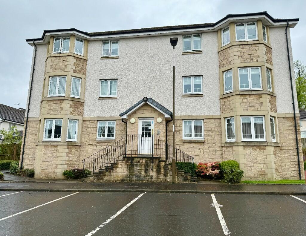 2 bedroom flat for sale in Clayhills Drive, Cambusbarron, Stirling, FK7