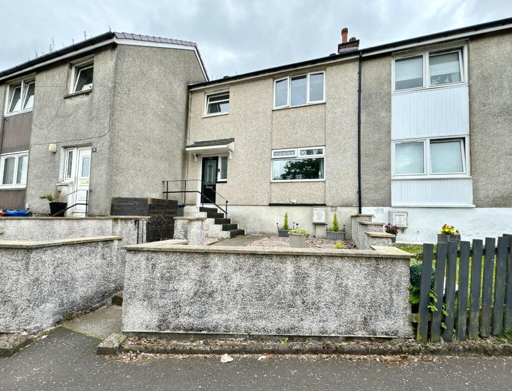 3 bedroom terraced house for sale in Alexander Avenue, Twechar, G65 9RL, G65