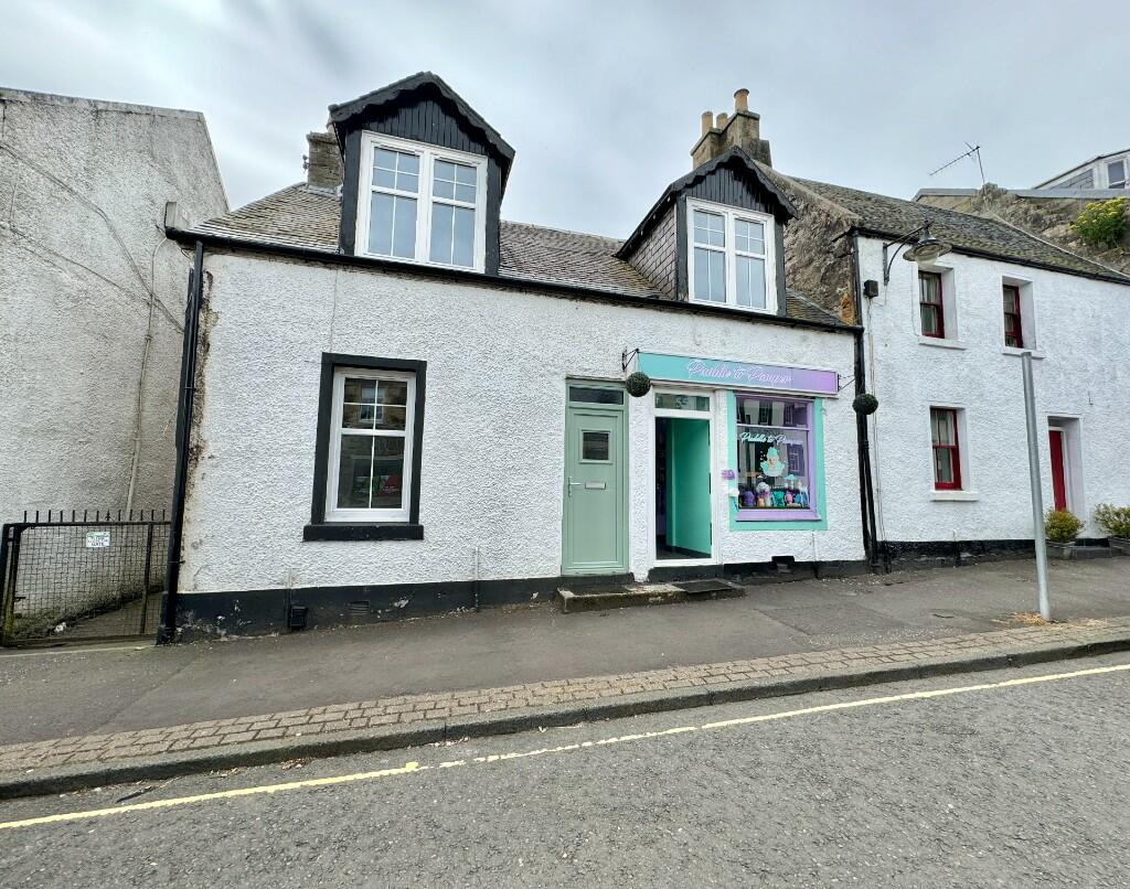 2 bedroom end of terrace house for sale in Main Street, Cumbernauld