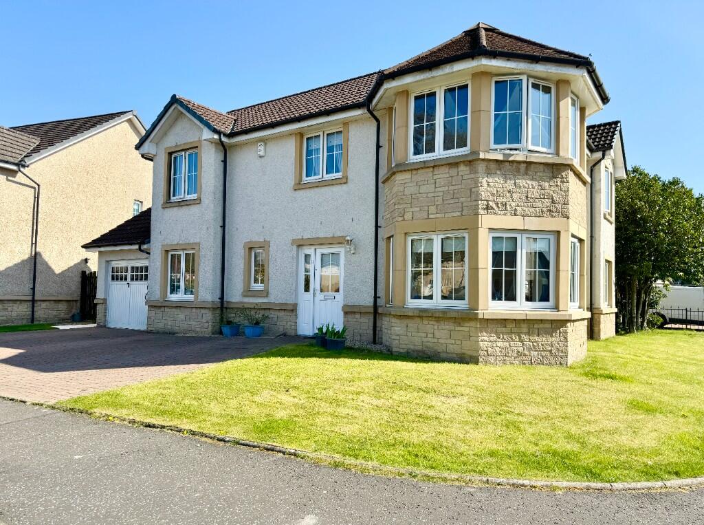 Main image of property: 11 Sandpiper Meadow, Alloa, FK10 1QQ