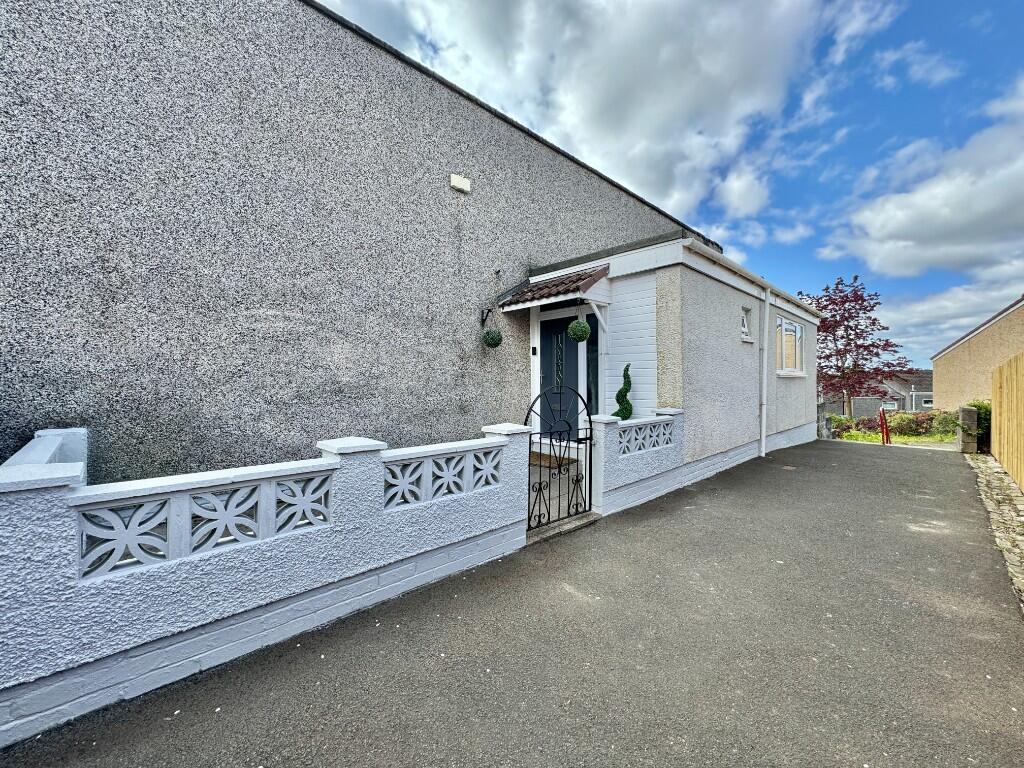 Main image of property: 24 Etive Crescent, Cumbernauld, G67 4JD